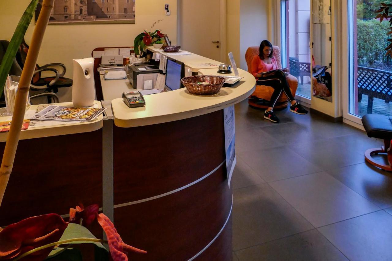Hotel Motel Giglio Viadana المظهر الخارجي الصورة